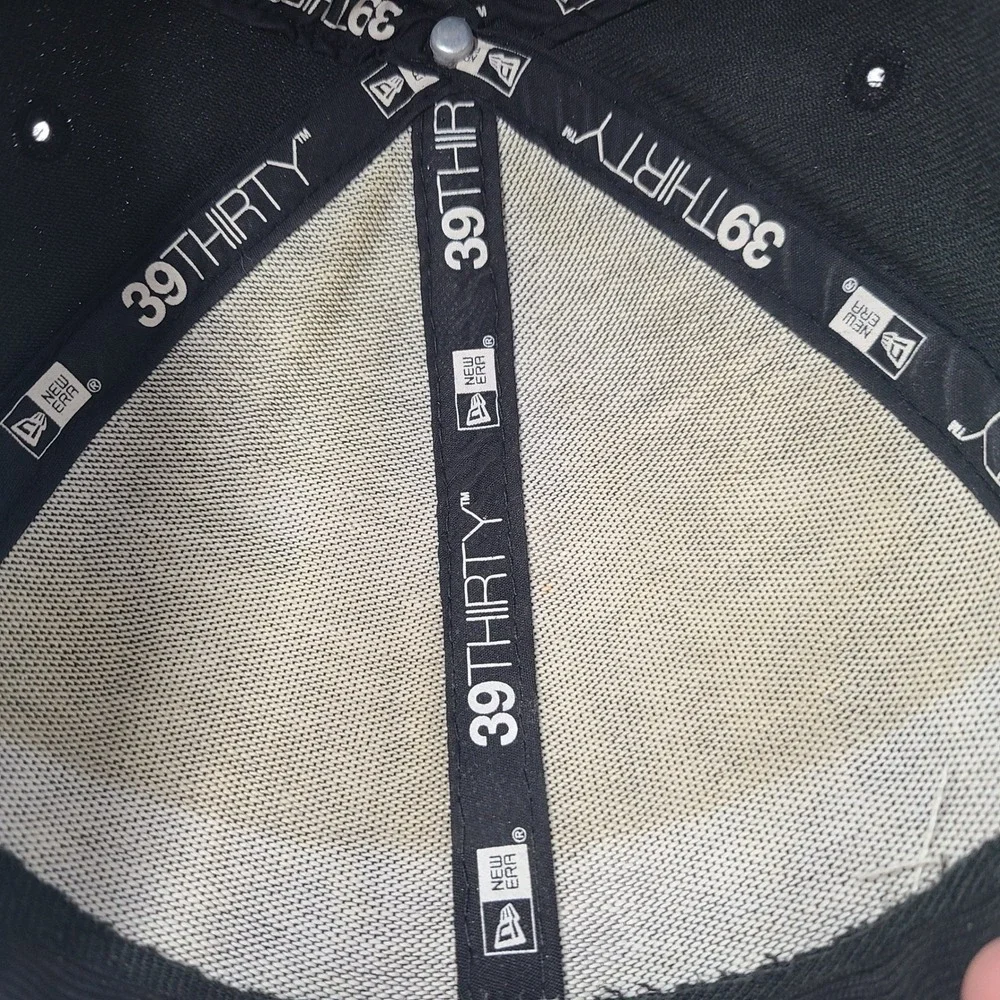New Orleans Saints Hat Fitted S-M New Era 39Thirty Black Gold NFL Football Men‎